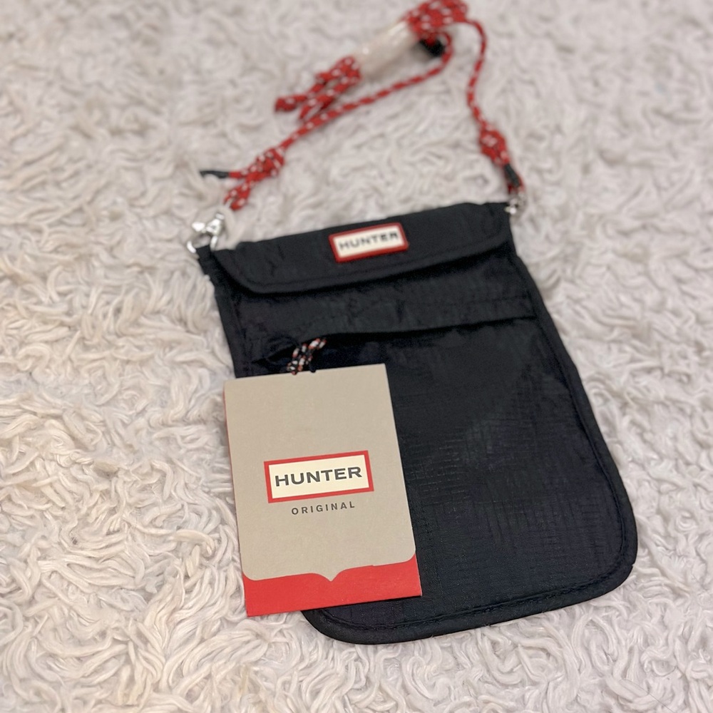 BNWT hunter pouch